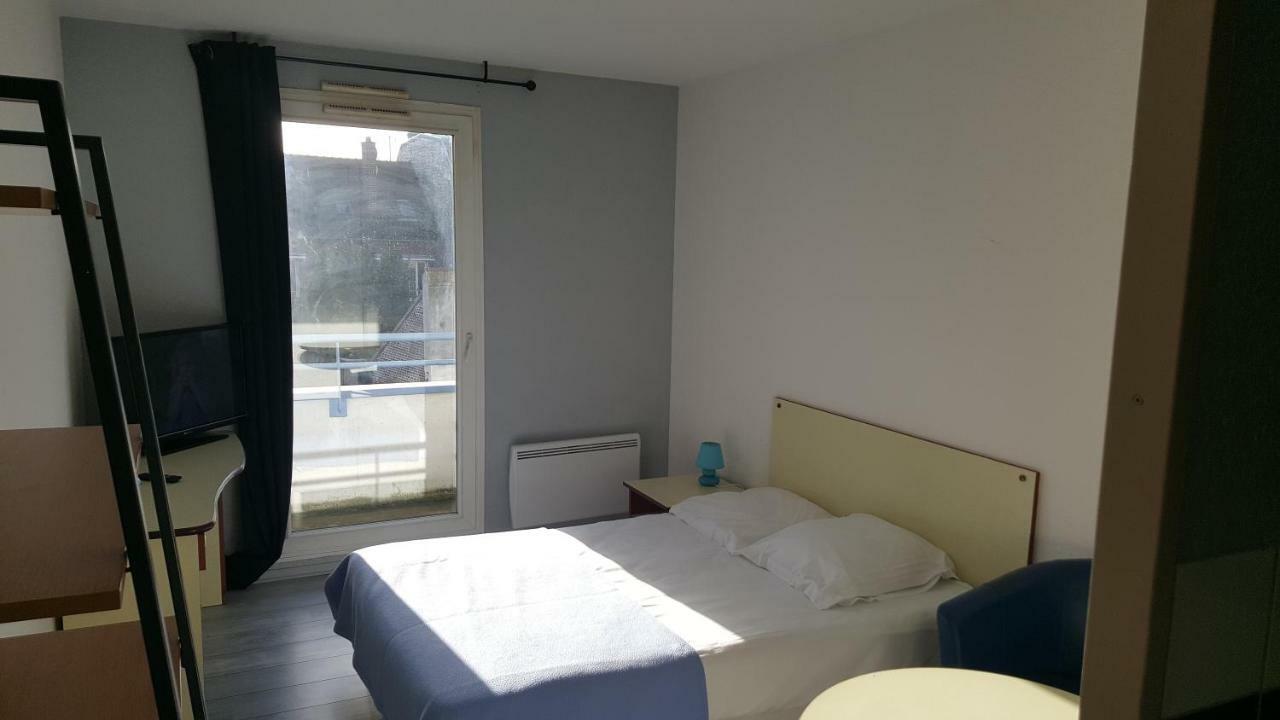 Residence Hoteliere Poincare Margny-les-Compiegne Bagian luar foto